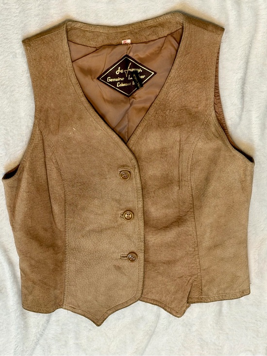 De Foxxy Jackets & Blazers - Vintage De Foxxy Genuine Suede Leather Vest Tan Western Boho Women’s 11/12